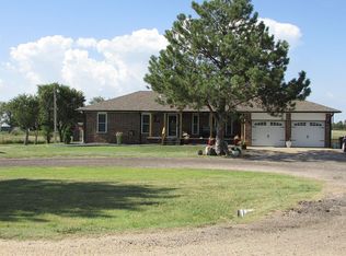 519 Lakeview Ln, Russell, KS 67665