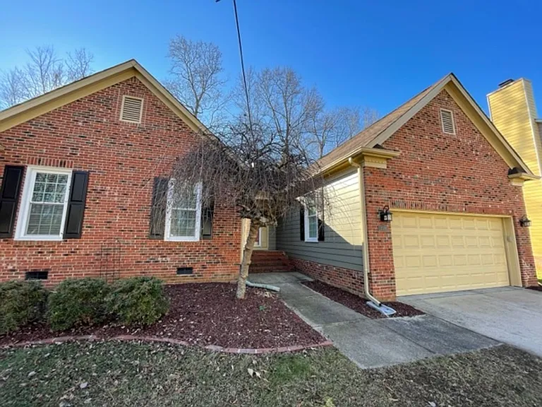 2508 Deanwood Dr — Photo 1