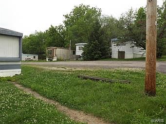 1st image of 7 Lakewood Circle 36 35 #46-38-32