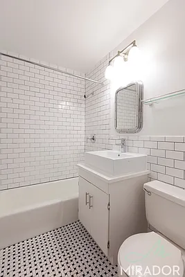 Rented by Mirador Real Estate | media 36