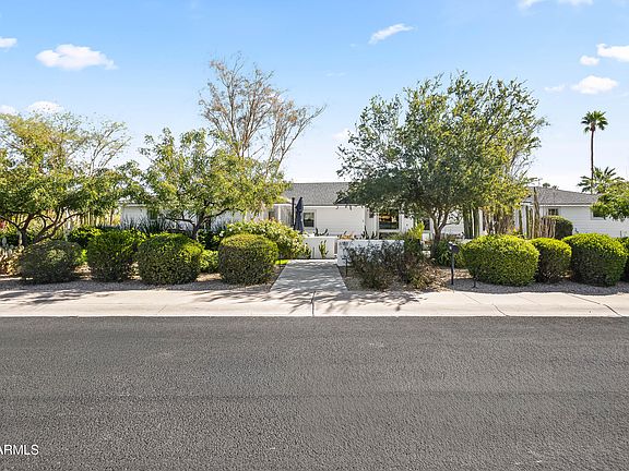 3rd image of 6919 E VISTA Drive