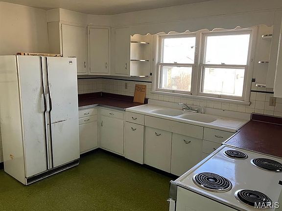 2nd image of 15420 Diamond Springs Rd