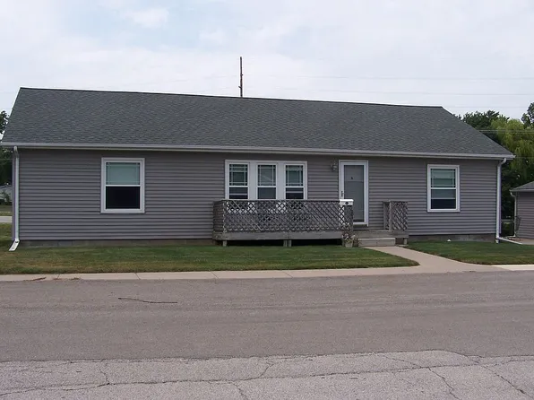 204 N Grove St, Lexington, IL 61753