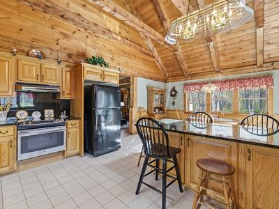 22 Country Ln, Berkley, MA, 02779