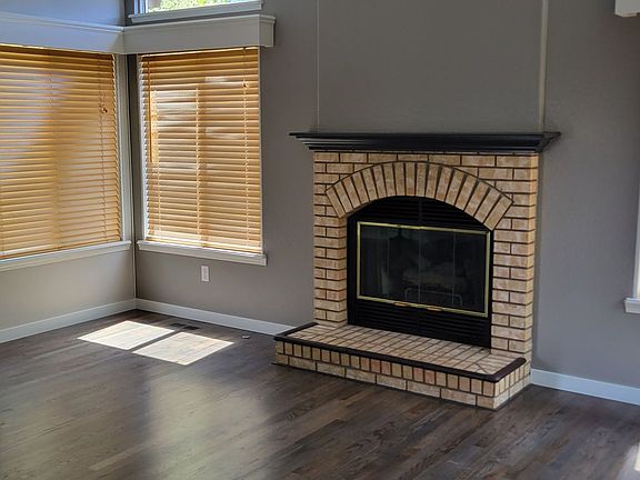 2nd image of 2113 Stoney Pine Ct