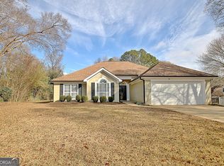 55 Pine Meadow Dr, Newnan, GA 30265