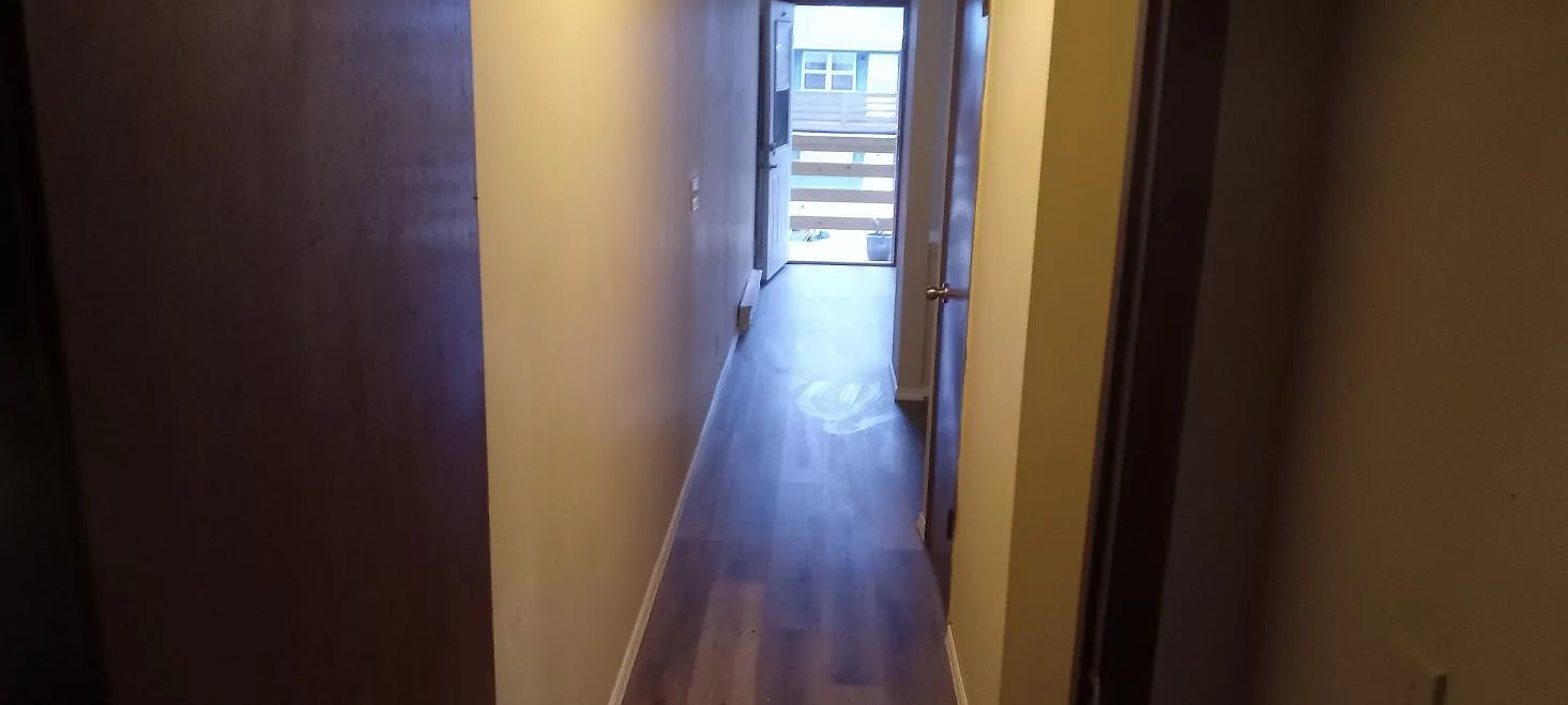 111 Park View Ct — Photo 2
