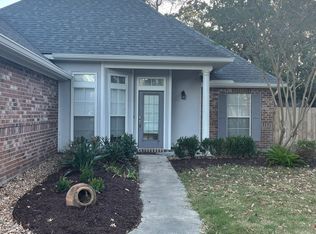 120 Windermere Cir, Youngsville, LA 70592