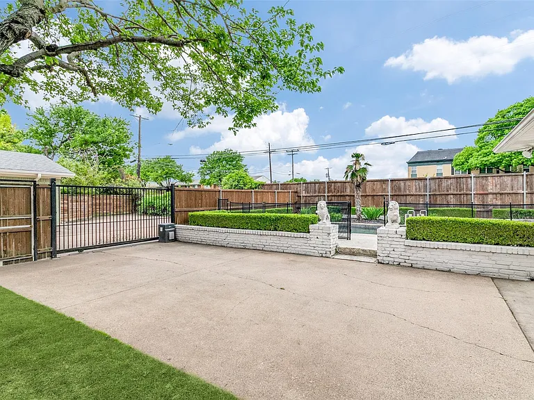 4805 Creighton Dr — Photo 23