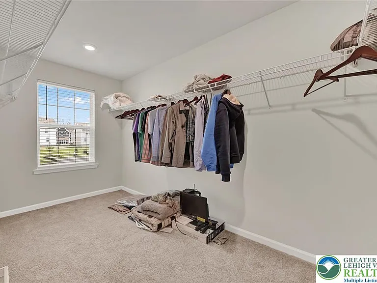 264 Winding Rd — Photo 23