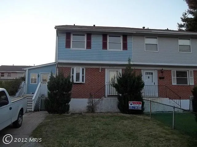 8543 Neptune Dr photo 1