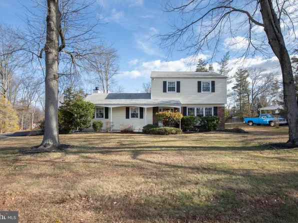 107 Peggy Ln, Chalfont, PA 18914