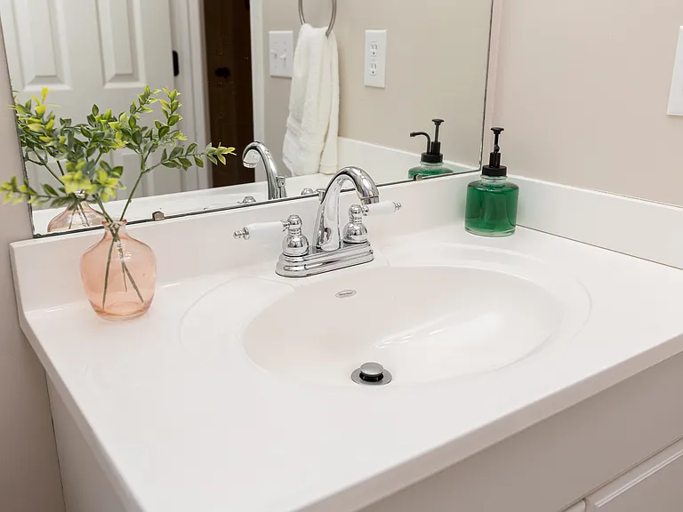 205 Wellington Way — Photo 38