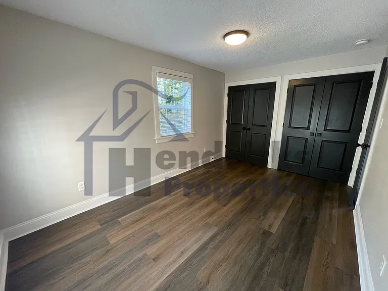 967 Little John Rd — Photo 16