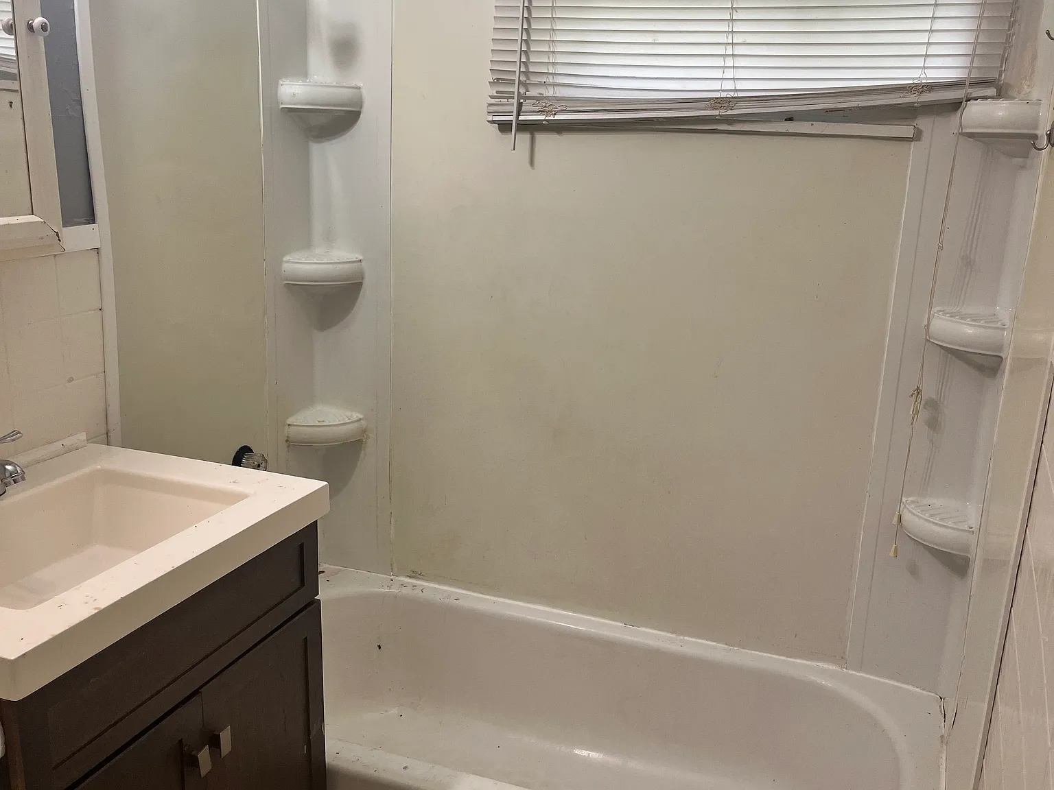 2 bed, 674 sqft, $800 — Photo 3