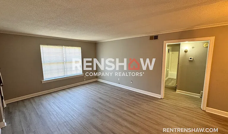 3220 S Mendenhall Rd #1A — Photo 7