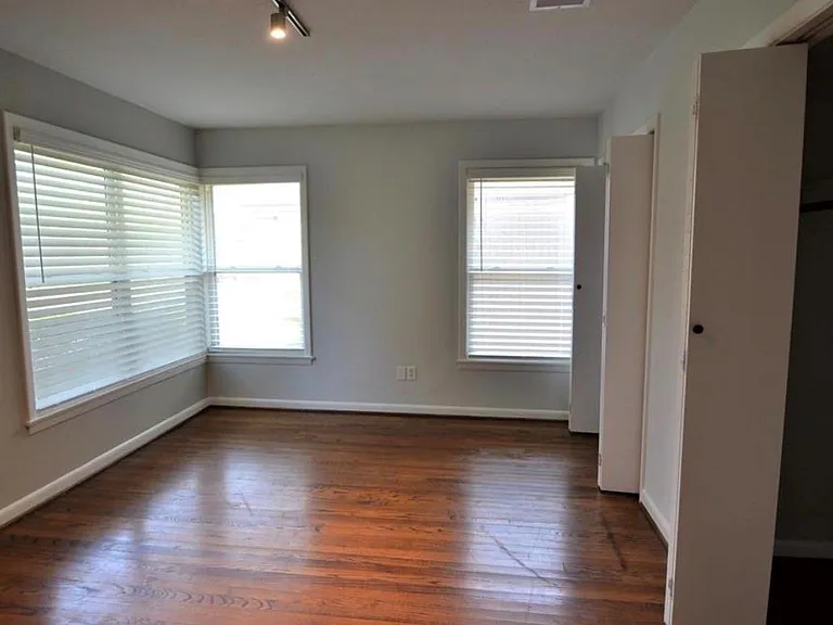 4829 Waycross Dr — Photo 16