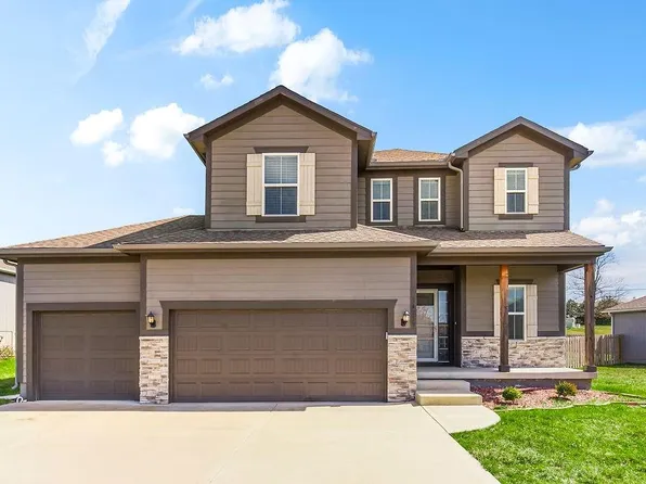 14279 S Landon St, Olathe, KS 66061