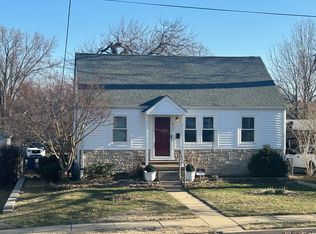 820 Madison St, Saint Charles, MO 63301