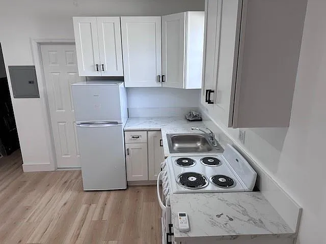 1616 NW 5th St #1 — Photo 3