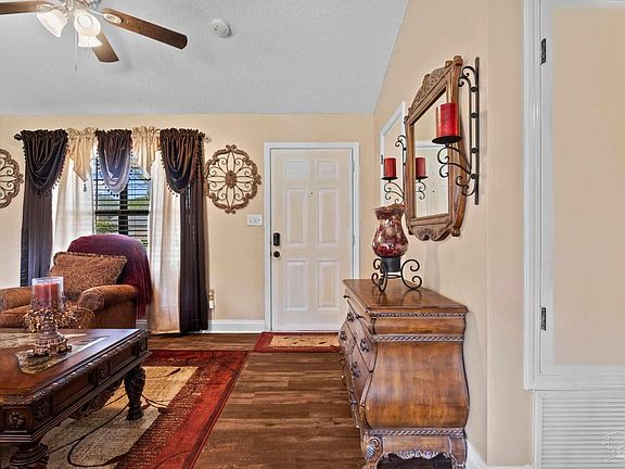 5th image of 843 Amberway Dr