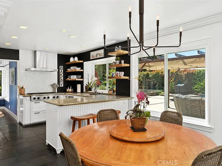 25732 Weston Dr — Photo 12