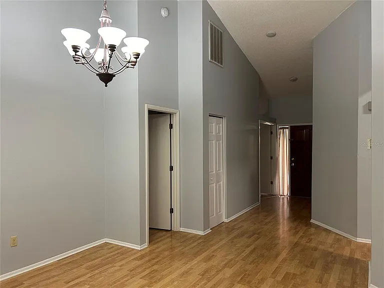 8718 Imperial Ct — Photo 13