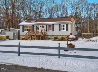 109 Roundhill Rd, Dingmans Ferry, PA 18328