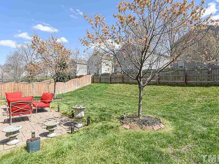 2304 Ferdinand Dr — Photo 27