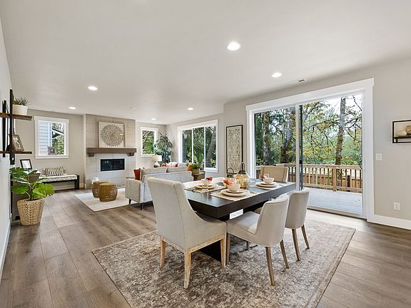 Photos from previous 2697 model by RM Homes - finishes and colors will vary