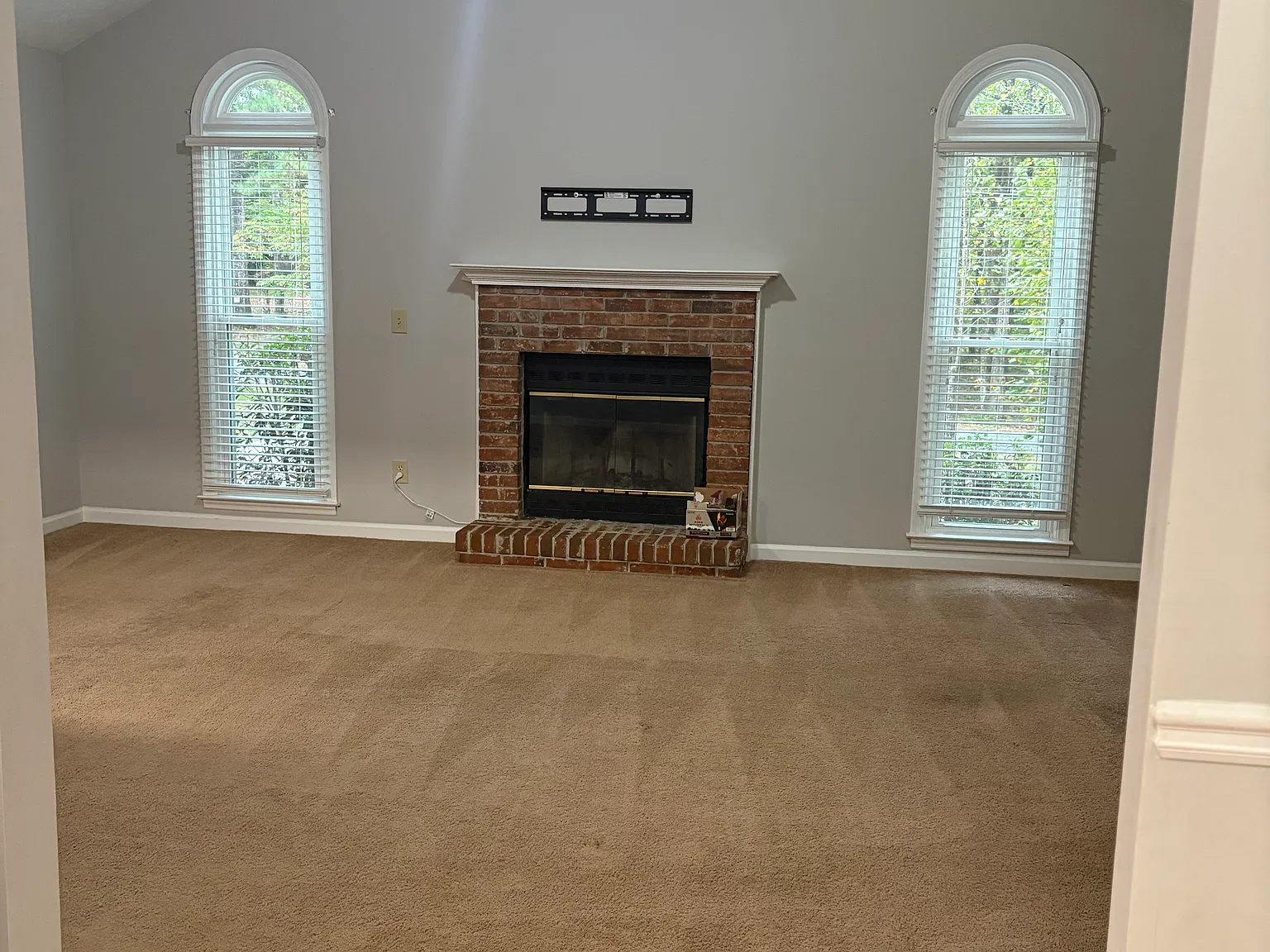 3 bed, 1443 sqft, $1,800 — Photo 4