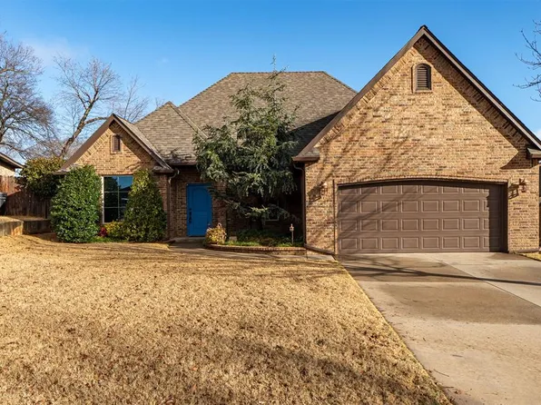 236 Asher Ct, Moore, OK 73160