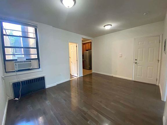3rd image of 34-48 11th St APT 1F