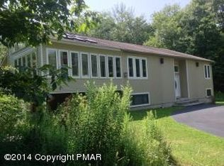5206 Ponderosa Ln, East Stroudsburg, PA 18302