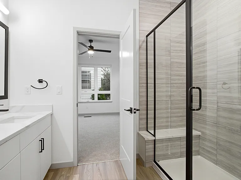 University Hills Townhomes — Photo 12
