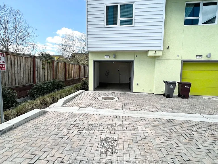 4080 Linden St #101 — Photo 32
