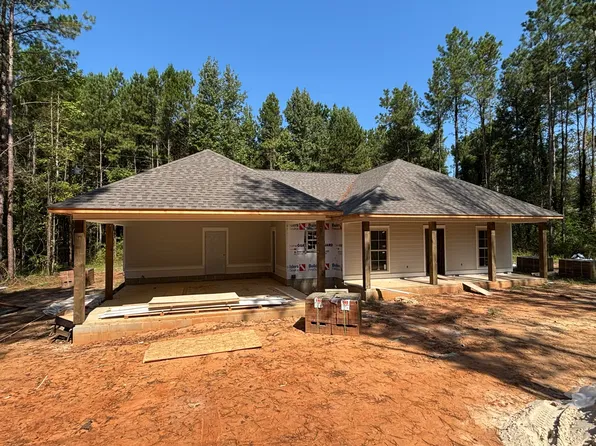 145 Crosby Rd, Seminary, MS 39479