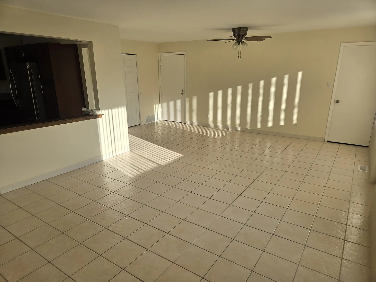 Hillside Pl, Tinley Park — Photo 2