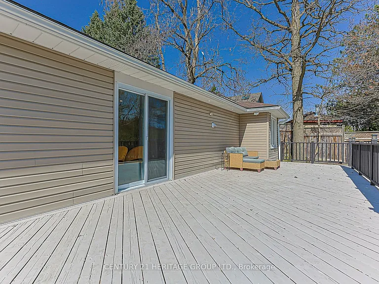 31 Mitchell Ave — Photo 19