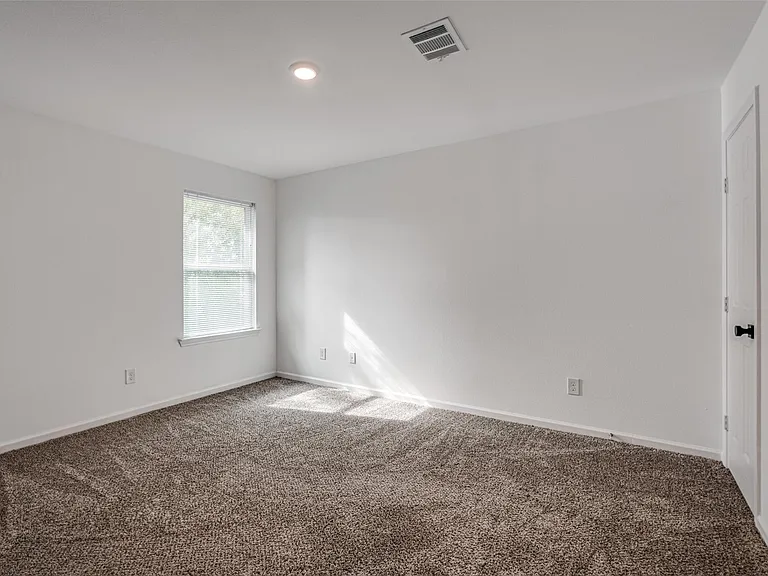 12721 Plummersville St — Photo 20
