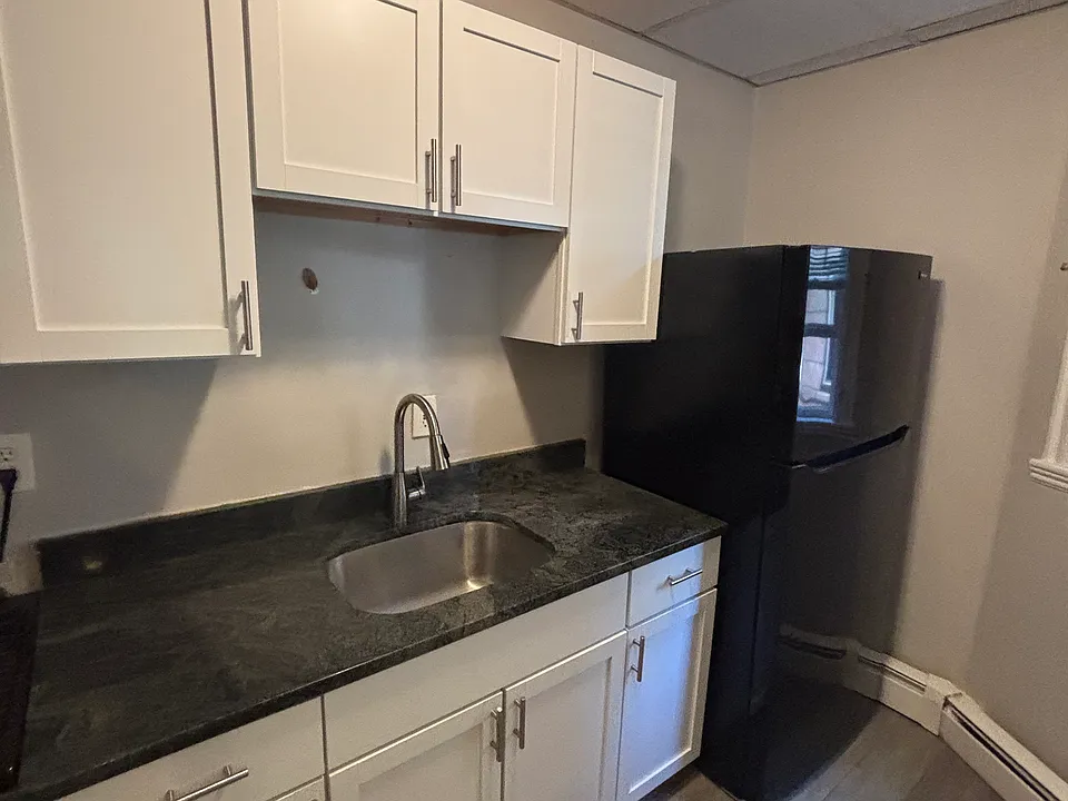 38 Estes St #1