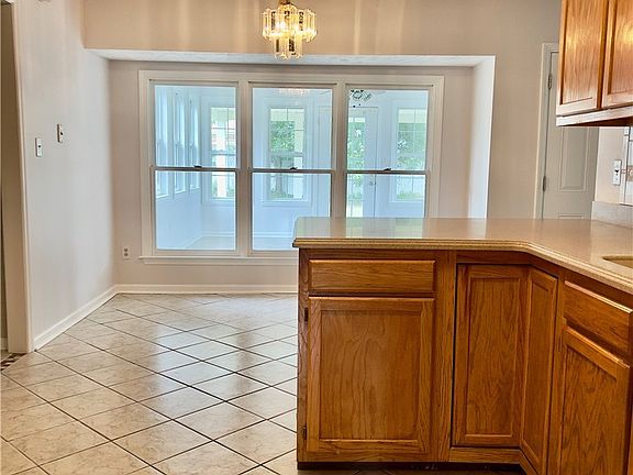 4th image of 5712 Bibar Rd