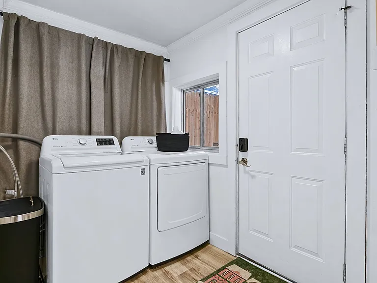 2912 W Bella St — Photo 24