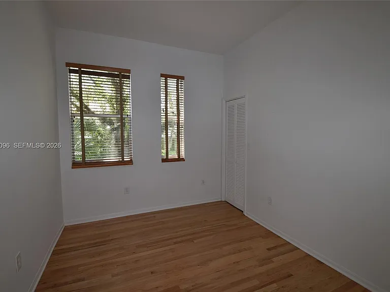 3051 Center St #9 — Photo 10