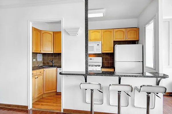 Sold by City Connections Realty | media 12