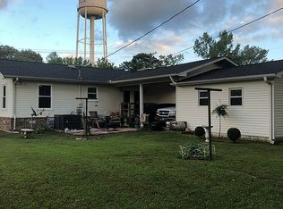 313 Palmer St, Adamsville, TN 38310