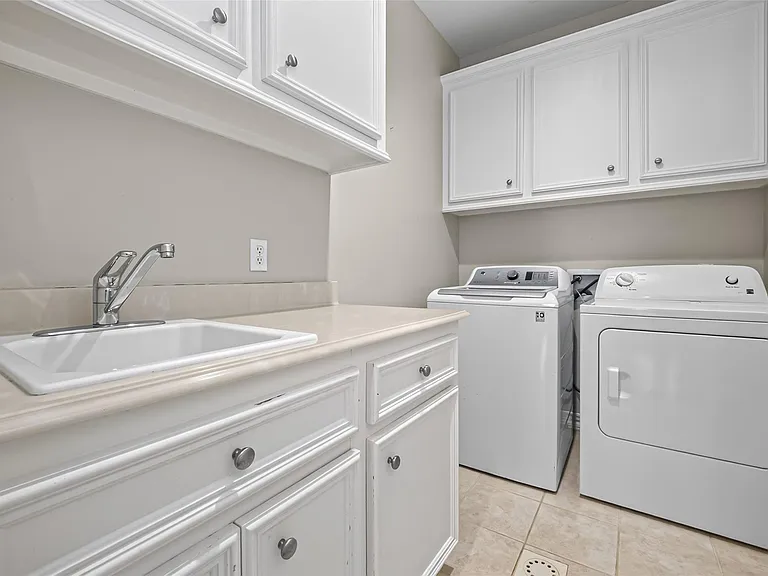 3515 Durness Way — Photo 33