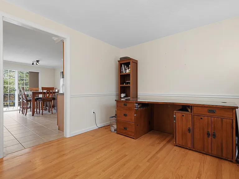 27 Colburn St #27 — Photo 11