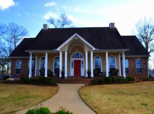 823 Pamela Ln, Lufkin, TX 75904