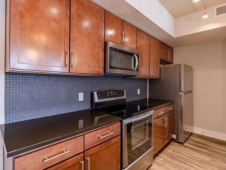 3016 Guadalupe St #208 — Photo 6